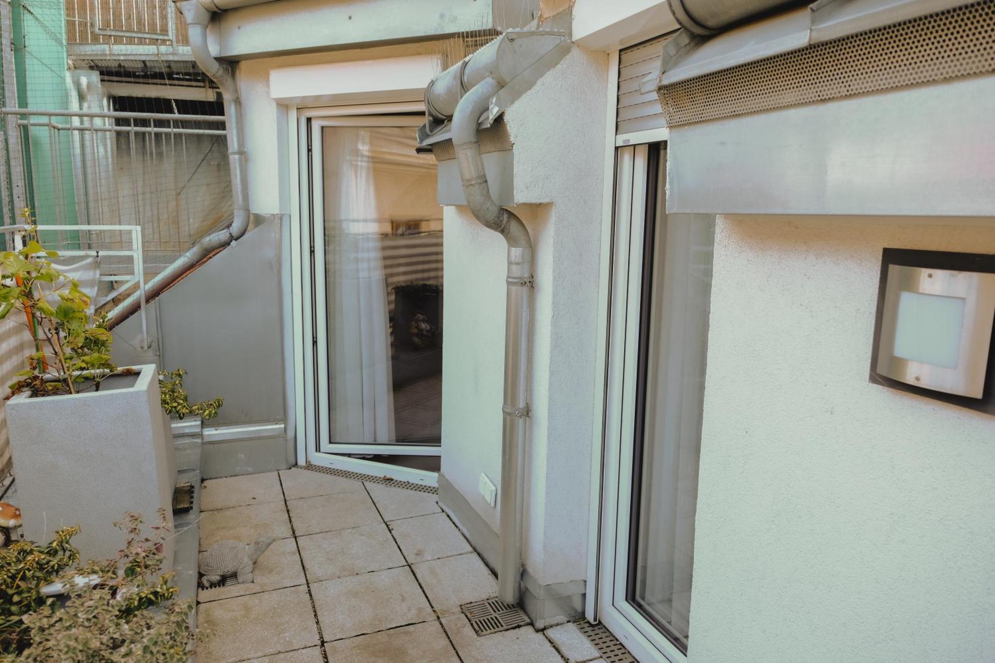 Terrace Apartment Near Volksoper And City Centre Βιέννη Εξωτερικό φωτογραφία